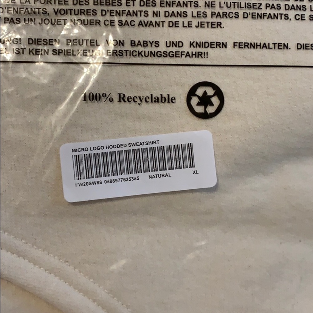 🎉Host Pick🎉 Supreme Micro Logo Hooded Sweatshirt - Picture 6 of 6